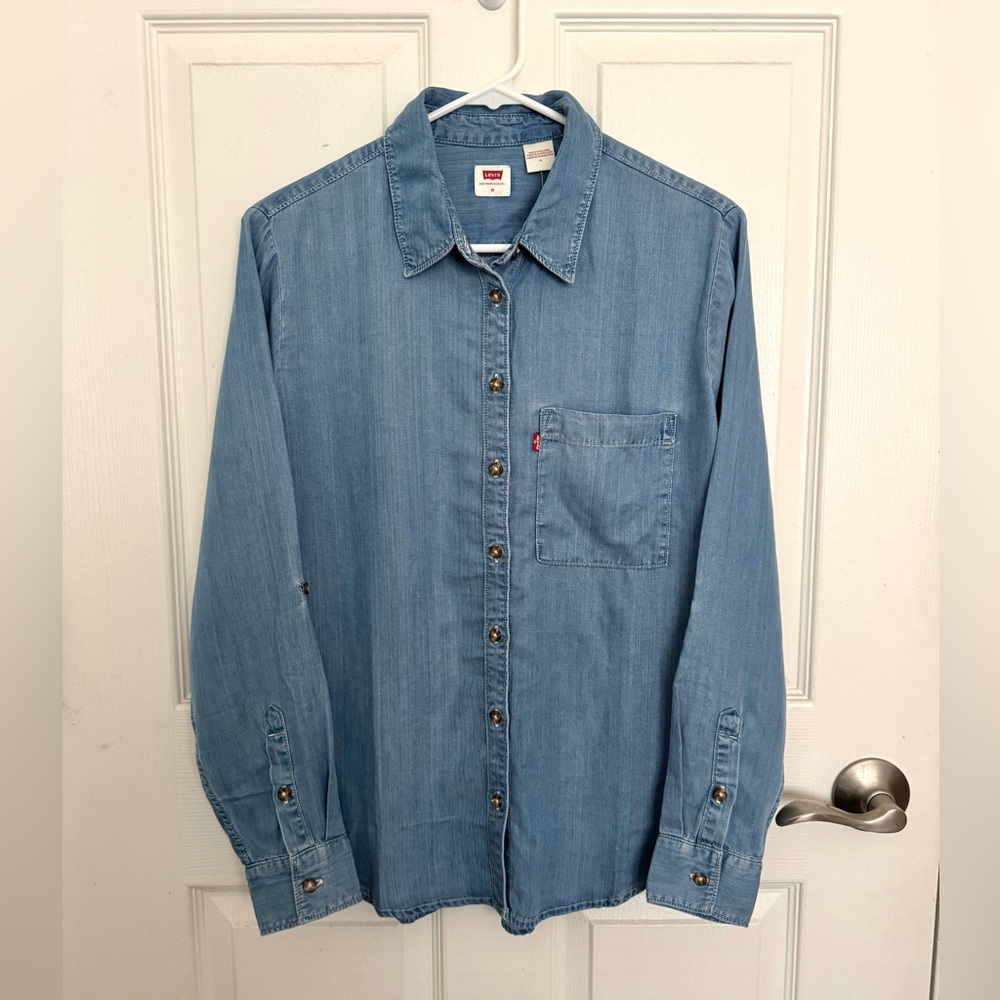 Levi's Light Wash Darlene Utility Shirt